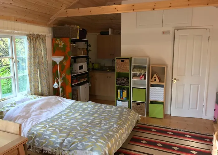 Crabapple Cottage B&B